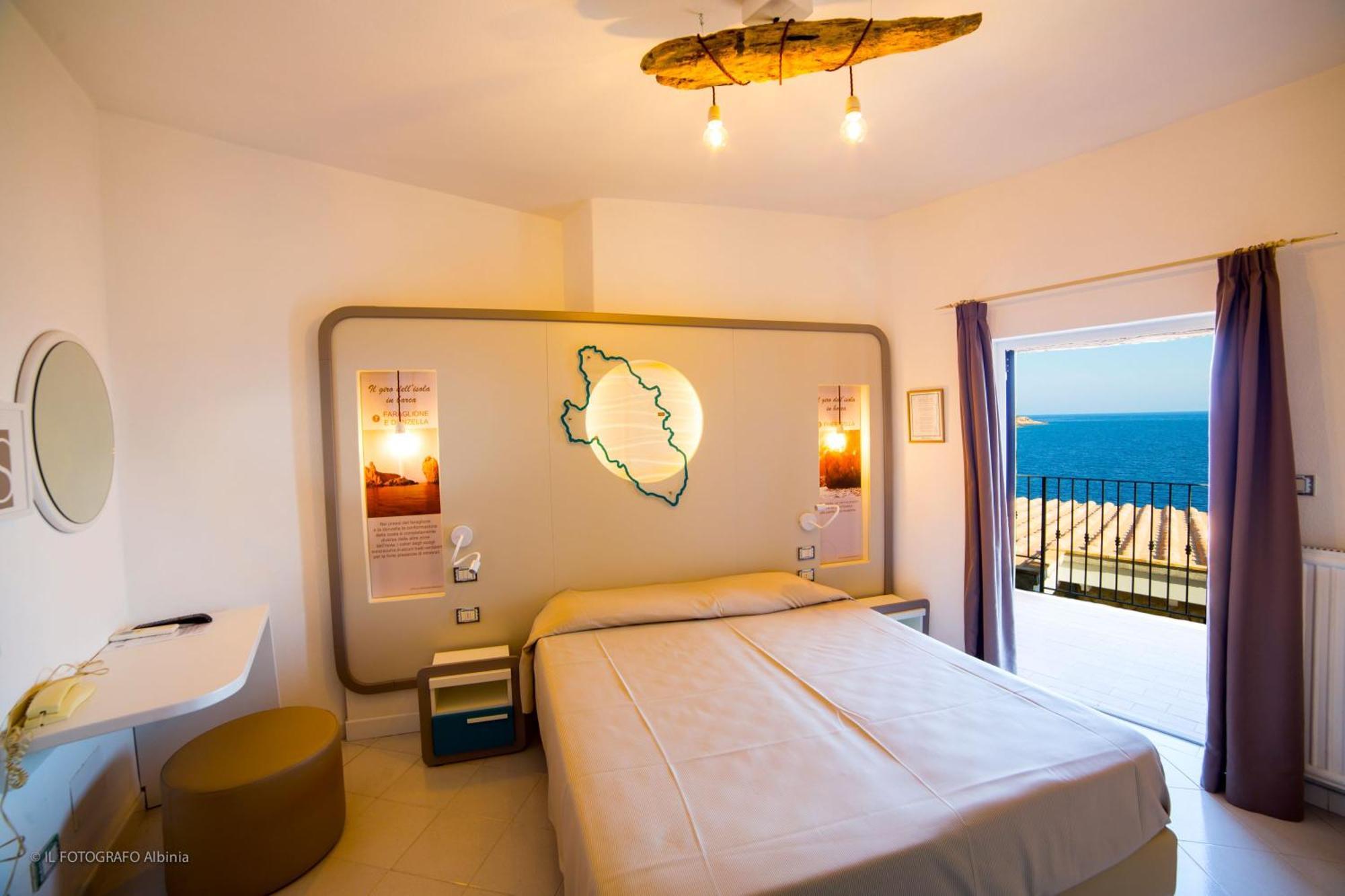 Hotel Saraceno Giglio Porto Luaran gambar