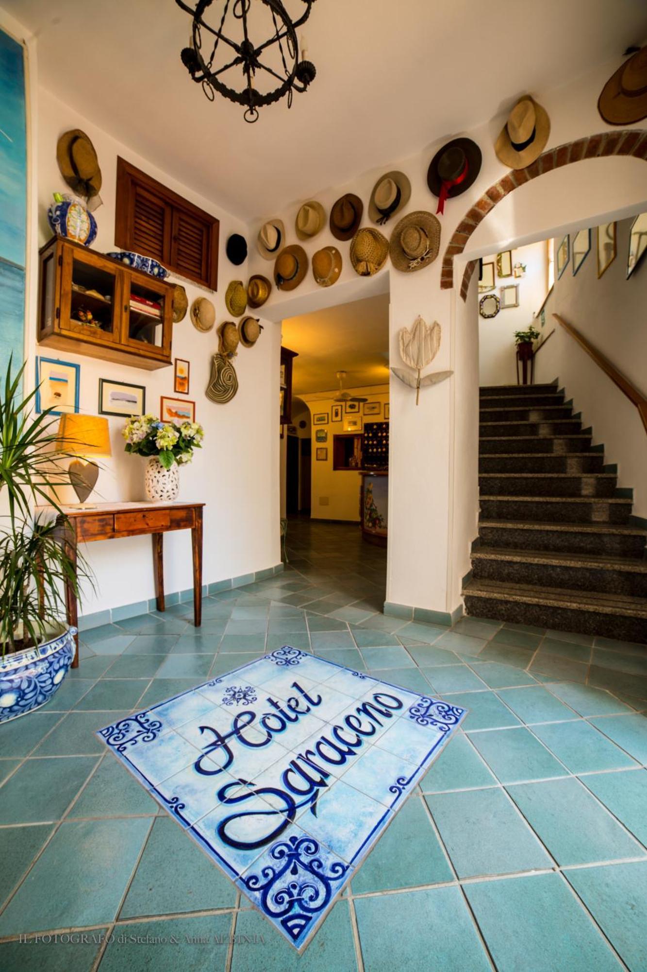 Hotel Saraceno Giglio Porto Luaran gambar